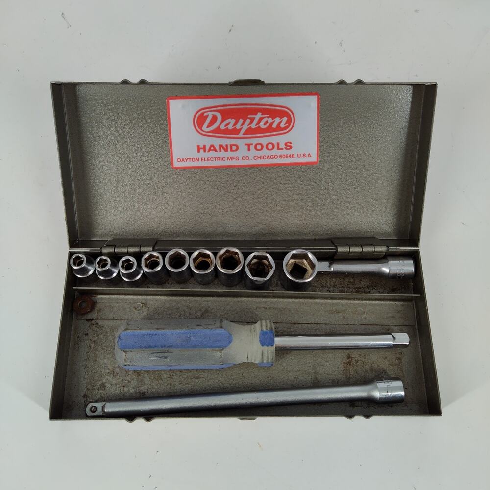 Dayton SAE 1/4 DR 6 point socket set with metal case made in USA 13 Pc Set